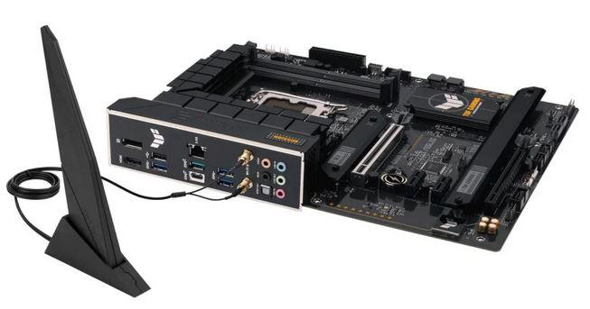 Asus TUF GAMING B760-PLUS WIFI (Intel B760, 4xDDR5 do 7200MHz, (HDMI 2.1, DP 1.4) (3xM.2, 1xPCIe 5.0 x16, 1xPCIe 3.0 x16 (x4), 2xPCIe 3.0 x1), WiFi 6, BT 5.2, ATX]