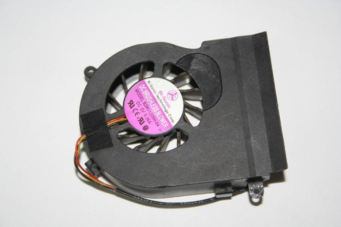 Wentylator do notebooka Fujitsu Amilo Pa1510 Pa1505 Pa2510 Pa2515 Pi2512 Pi2515 L53II0 Li1818 Li1820 - 3PIN [BS451205H-0.., 28G204512-01 5310, T5514F05MD B, BS451205H-04, FJ-38003493, 40GL53041-00]