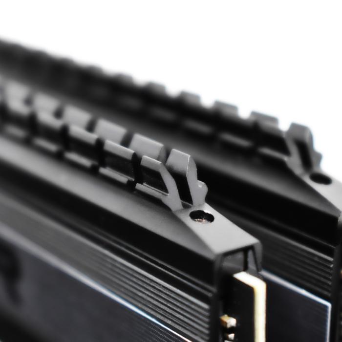 DDR4 16GB (2x8GB) 3200 MHz Patriot Viper 4 Blackout CL16 [PVB416G320C6K]