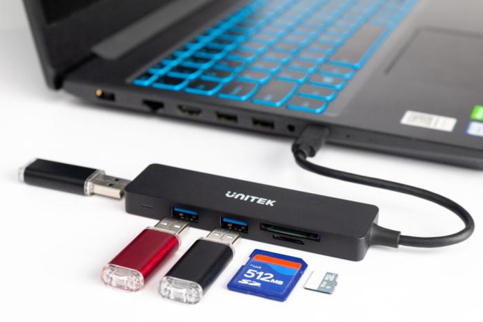 Unitek H1108B USB-C Hub (3 x USB 3.1 Gen 1, SD/microSD)