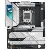 Asus ROG STRIX X670E-A GAMING WIFI (AMD X670E) [AM5, 4xDDR5 do 8000MHz, (HDMI 2.1, DP 1.4) (4xM.2, 1xPCIe 5.0 x16, 1xPCIe 4.0 x16 (x4), 1xPCIe 3.0 x1), WiFi 6E, BT 5.2, ATX]
