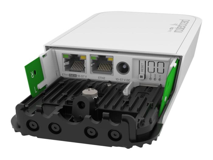 MikroTik RouterBOARD wAP, 716MHz, 128MB RAM, 2xGLAN, 2,4Ghz + 5GHz, 1xMiniPCIe, 1xmicroSIM, L4 [RBwAPGR-5HacD2HnD]