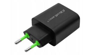 Qoltec Uniwersalna ładowarka sieciowa 230V (Quick Charge) / USB-C PD (5V/3A, 9V/2A, 12V/1.5A) USB-A QC 3.0 (5V/3A, 9V/2A, 12V/1.5A) (18W) [51713]