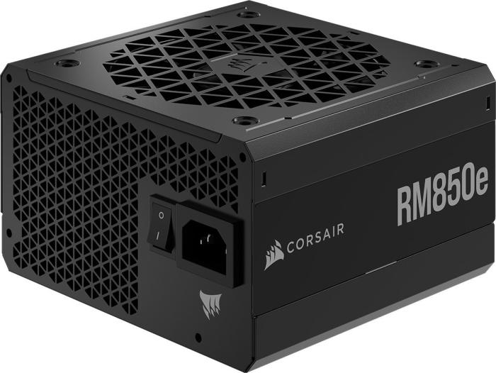 Corsair RMe Series RMe850 (850W) (1x120mm) Modularny 80+Gold (CPU 2x4+4) (PCI-E 3x6+2) (4xMolex, 7xSATA) [CP-9020249-EU]