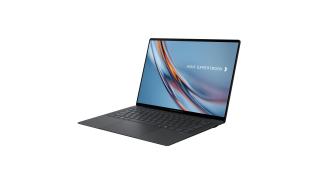 Asus ExpertBook [B9406CAA-TH0082X] 16-Core Intel Core Ultra 7 356H /14 2880x1800 dotykowy OLED 120Hz / 32GB LPDDR5x / 1TB / Intel Graphics / pk białe / 70Wh / 1.09 kg / Win11Pro